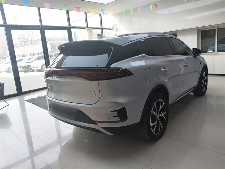 Фото 7 - BYD Tang Hybrid/EV