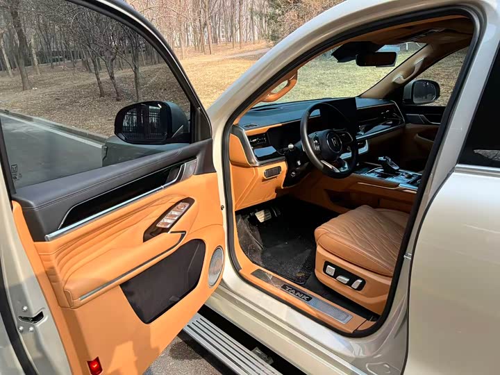 Фото 4 - Tank 500 Hybrid