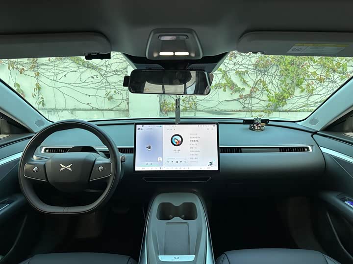 Фото 6 - XPeng Mona M03