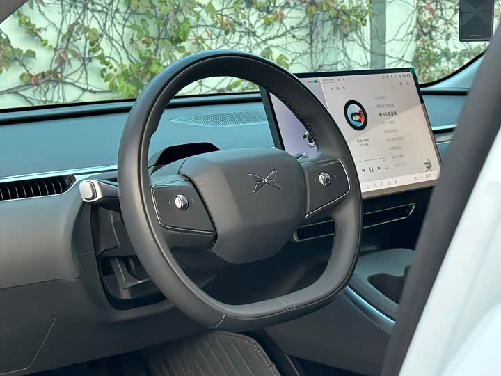 Фото 7 - XPeng Mona M03