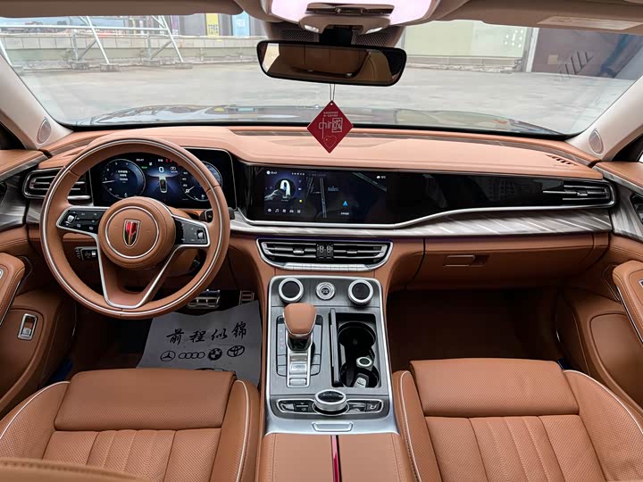 Фото 7 - Hongqi H9