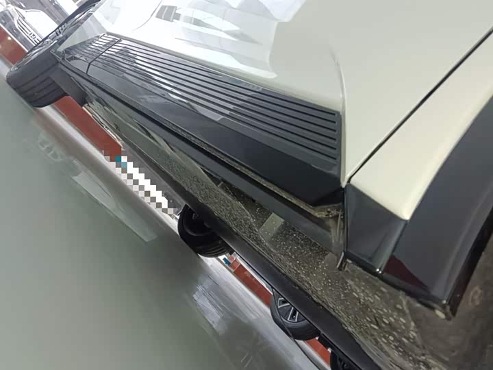 Фото 2 - Toyota bZ5