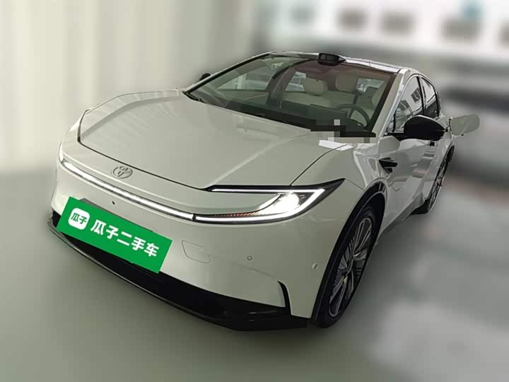 Фото 3 - Toyota bZ5