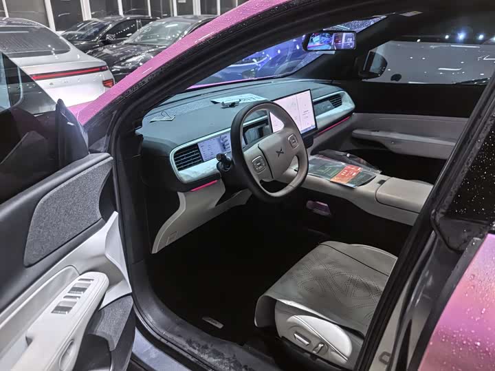 Фото 3 - XPeng G6