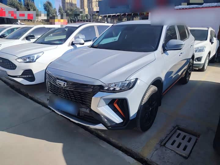 Фото 2 - Geely Atlas