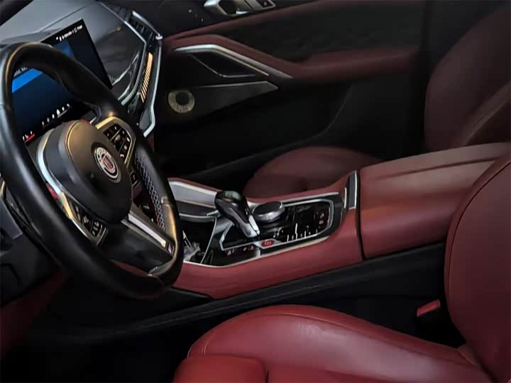 Фото 2 - BMW X6 M