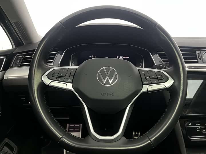 Фото 9 - Volkswagen Magotan GTE Hybrid