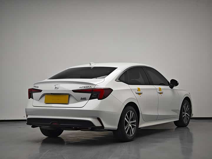 Фото 6 - Honda Integra