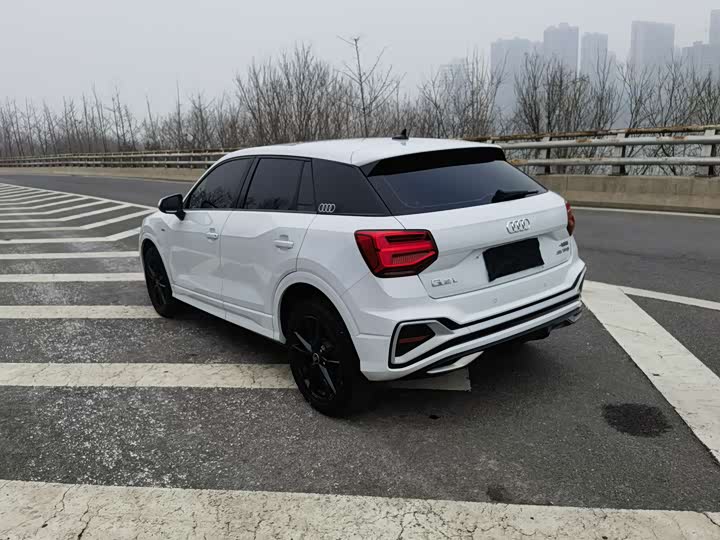 Фото 4 - Audi Q2L