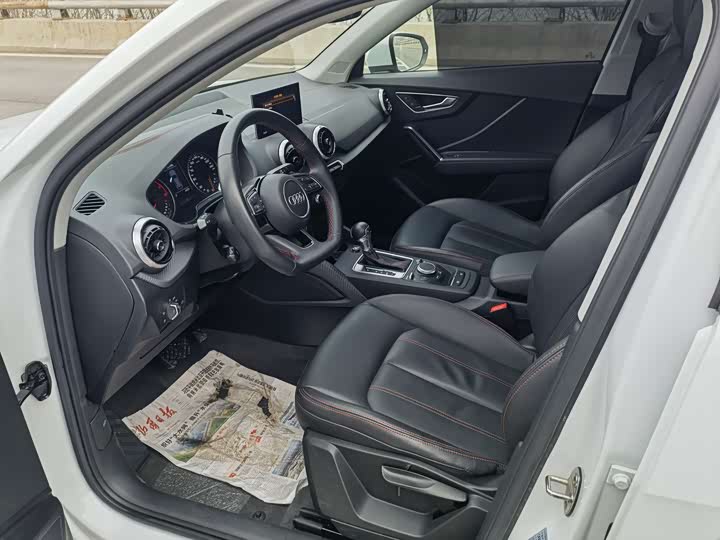 Фото 7 - Audi Q2L