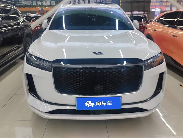 Фото 2 - LiXiang One