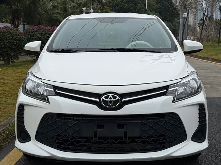 Фото 6 - Toyota Vios FS