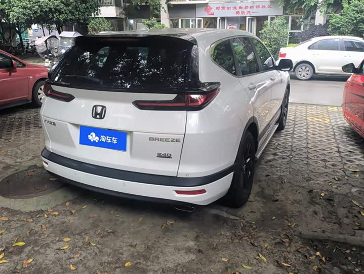 Фото 3 - Honda Breeze