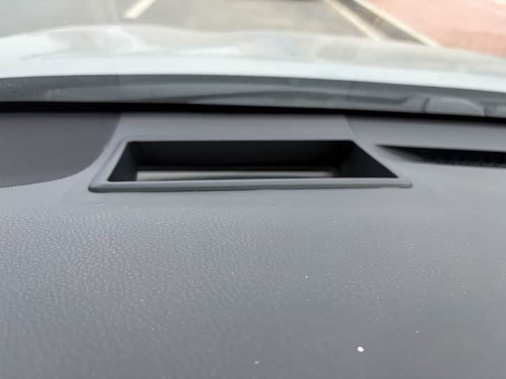 Фото 9 - Toyota Camry