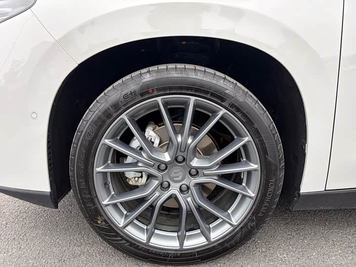 Фото 3 - Leapmotor C10