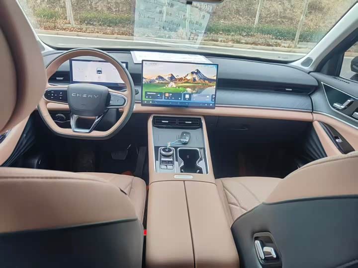 Фото 4 - Chery Tiggo 8L