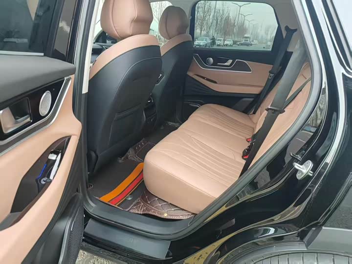 Фото 5 - Chery Tiggo 8L