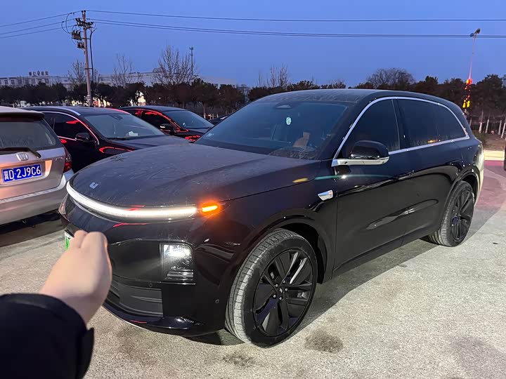 Фото 2 - LiXiang L6