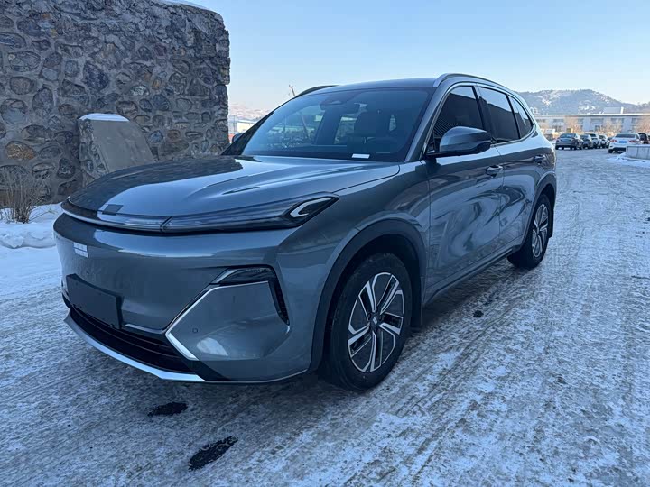 Фото 1 - Geely Galaxy Starship 7