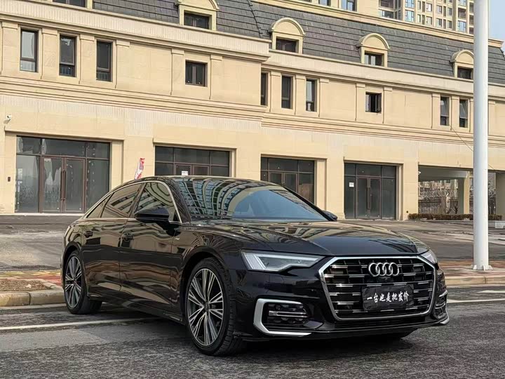 Фото 3 - Audi A6L