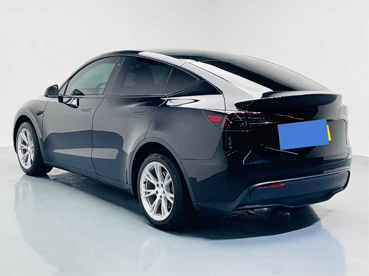 Фото 4 - Tesla Model Y