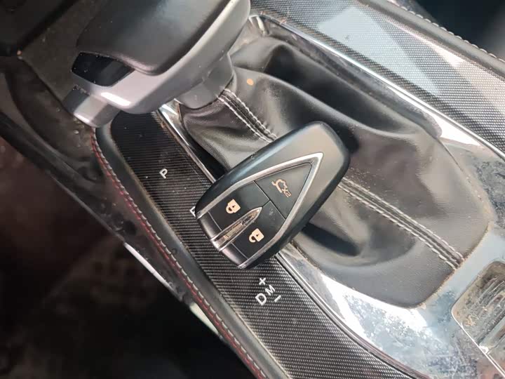 Фото 9 - Changan Oshan X5