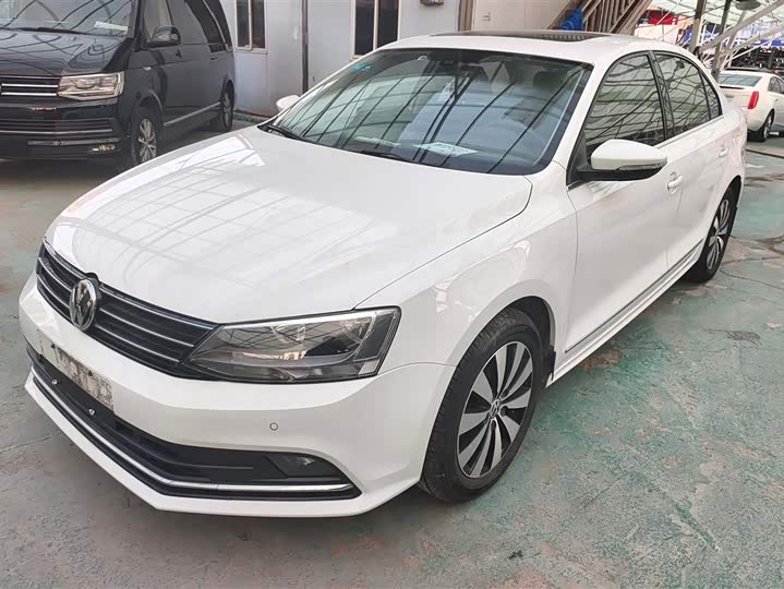 Фото 1 - Volkswagen Sagitar L