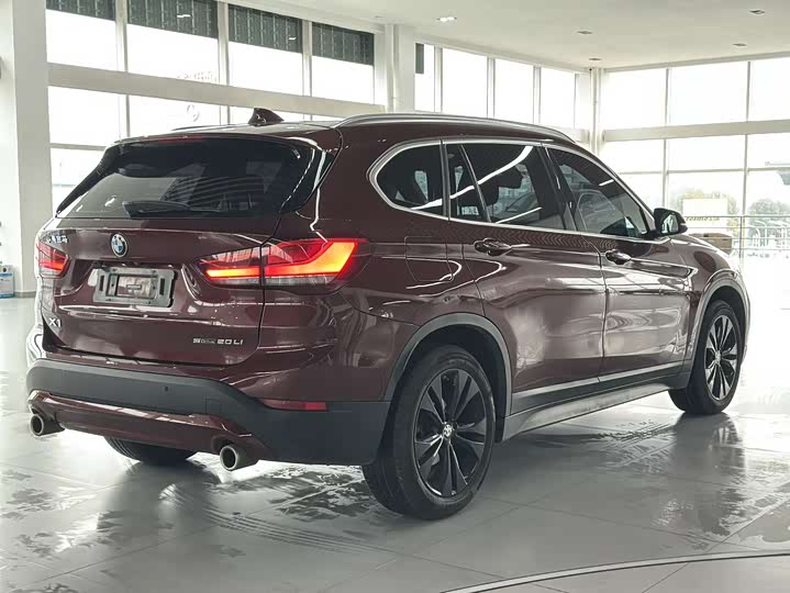 Фото 5 - BMW X1