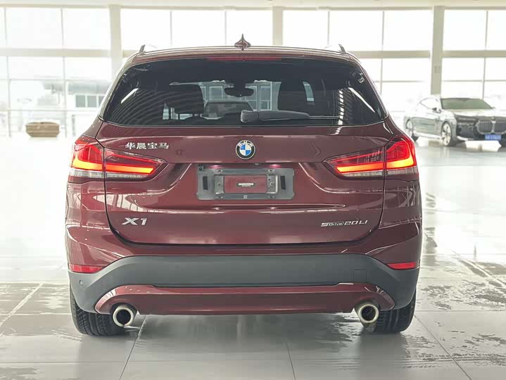 Фото 6 - BMW X1