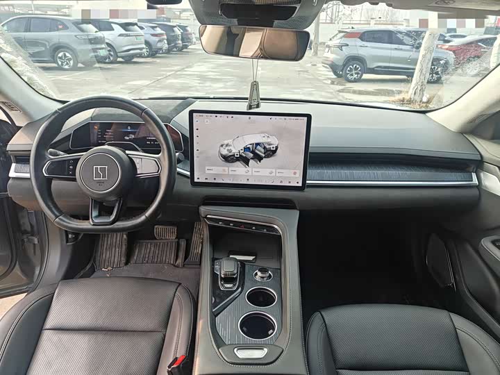 Фото 8 - Zeekr 001