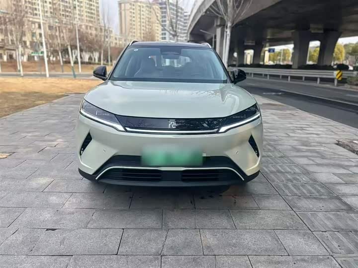 Фото 3 - BYD Yuan Up