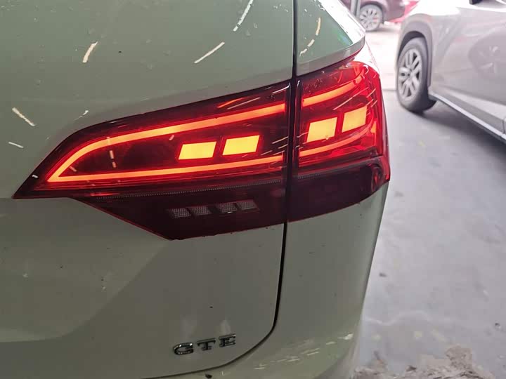 Фото 8 - Volkswagen Tayron GTE Hybrid