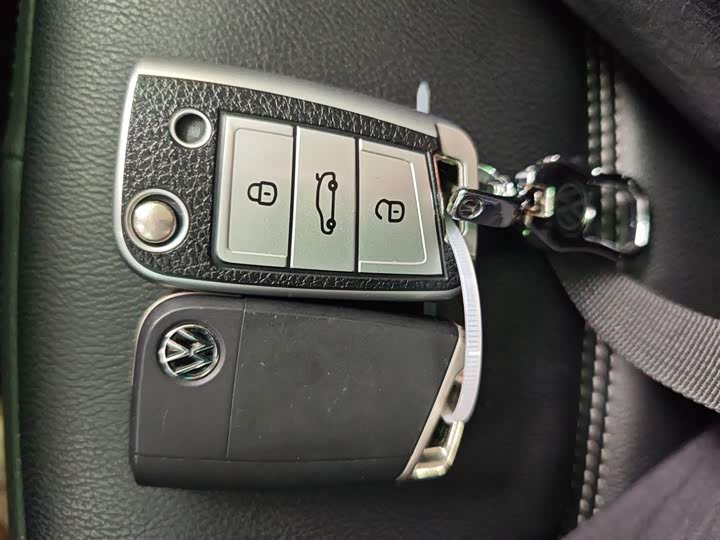 Фото 9 - Volkswagen Tayron GTE Hybrid