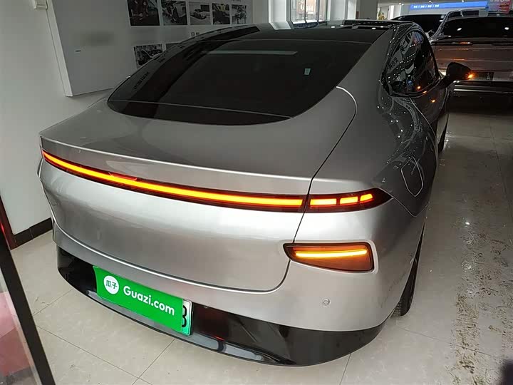 Фото 6 - XPeng P7