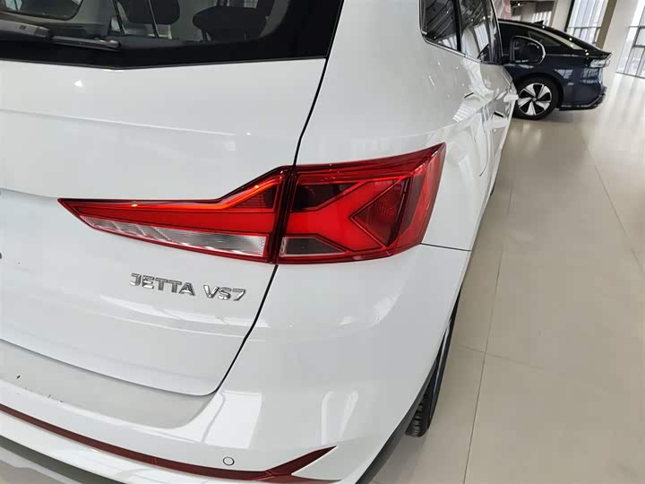 Фото 8 - Jetta VS7