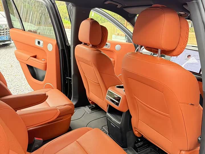 Фото 8 - LiXiang L8