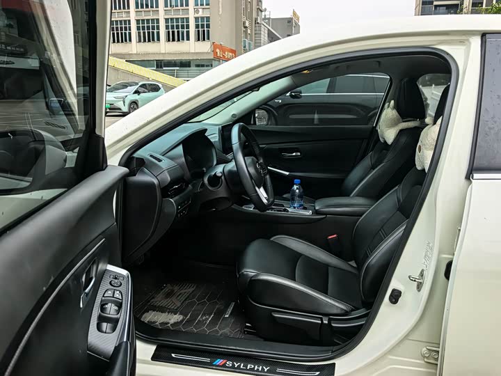 Фото 5 - Nissan Sylphy