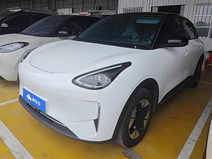 Фото 1 - Geely Galaxy Geome