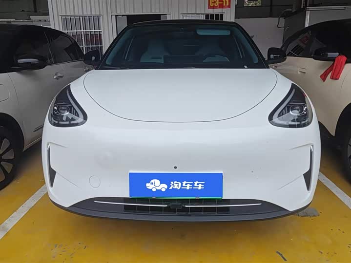 Фото 2 - Geely Galaxy Geome