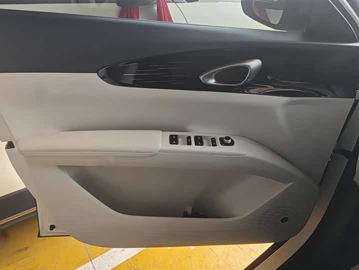 Фото 7 - Geely Galaxy Geome