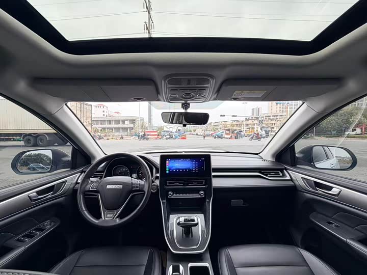 Фото 9 - Haval M6