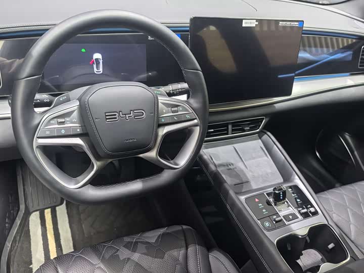 Фото 6 - BYD Sea Lion 07 EV