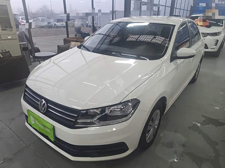 Фото 1 - Volkswagen Santana