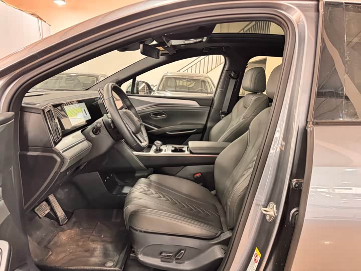 Фото 7 - BYD Song L DM-i Hybrid