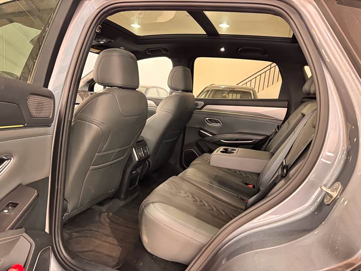 Фото 8 - BYD Song L DM-i Hybrid