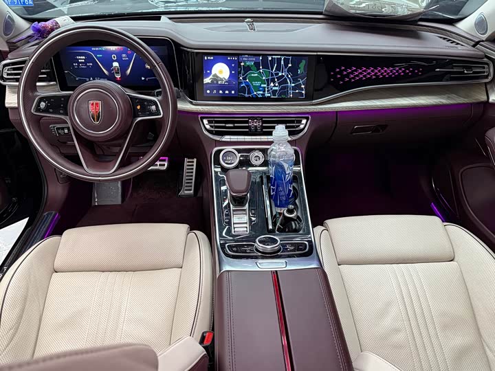 Фото 9 - Hongqi H9