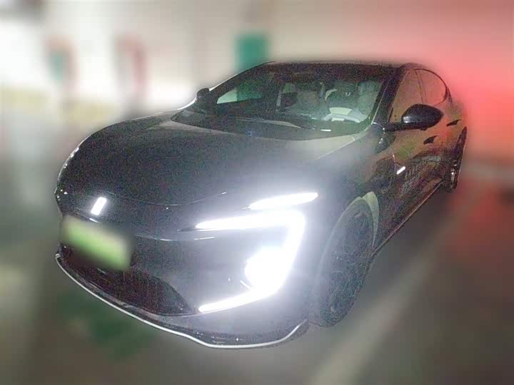 Фото 3 - Avatr 12