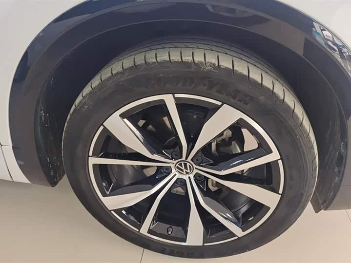 Фото 6 - Volkswagen Talagon