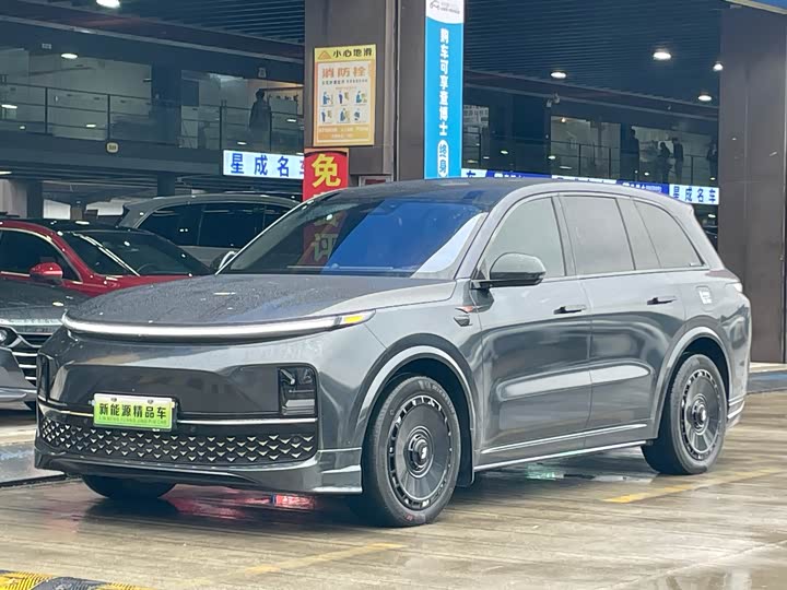 Фото 1 - LiXiang L8