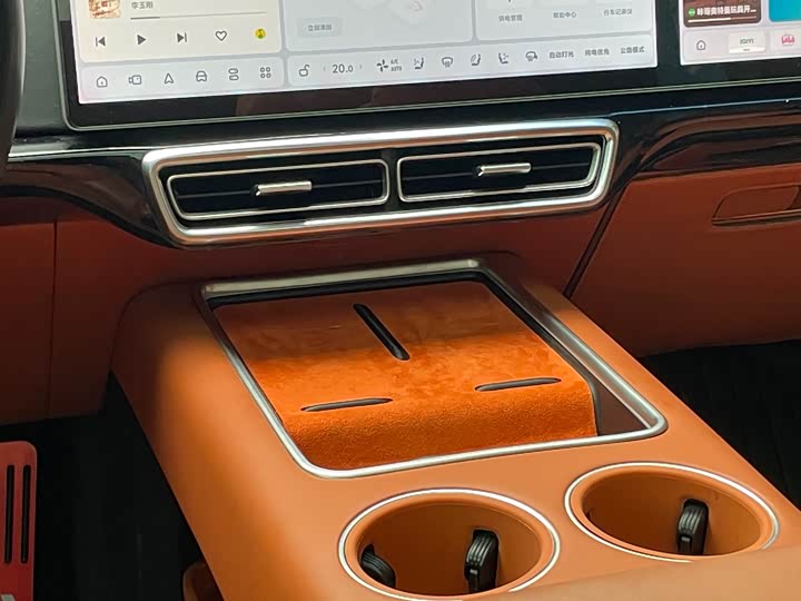 Фото 9 - LiXiang L8